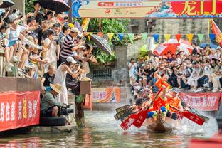 致命犯规送对手三罚！波尔津吉斯13中6拿下19分6板7助3帽